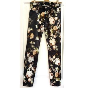 7 For All Mankind Ankle Skinny Jeans, Floral Print on Black, size 26
